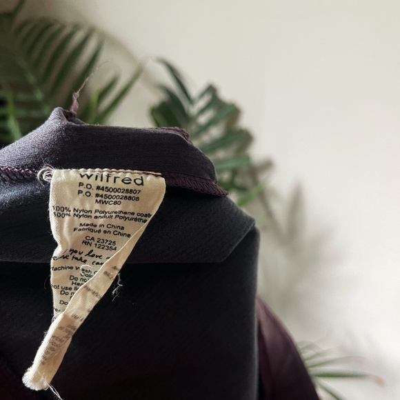 Wilfred Wine-Coloured Vegan Leather Trousers - Picture 6 of 7